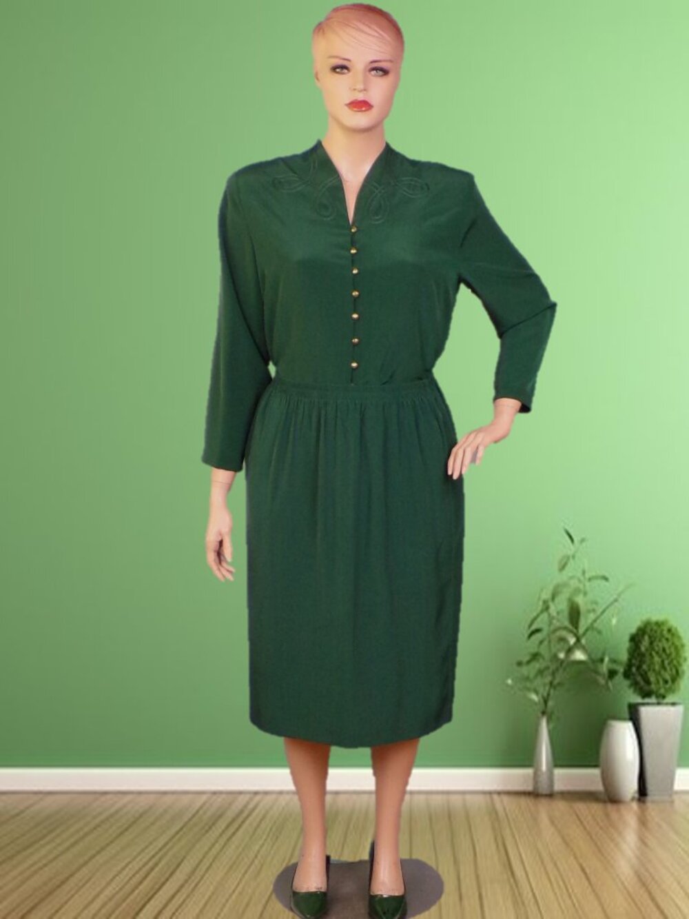 KARLIE COLLECTION size 20 green satin 2-piece set blouse/skirt 100% polyester
